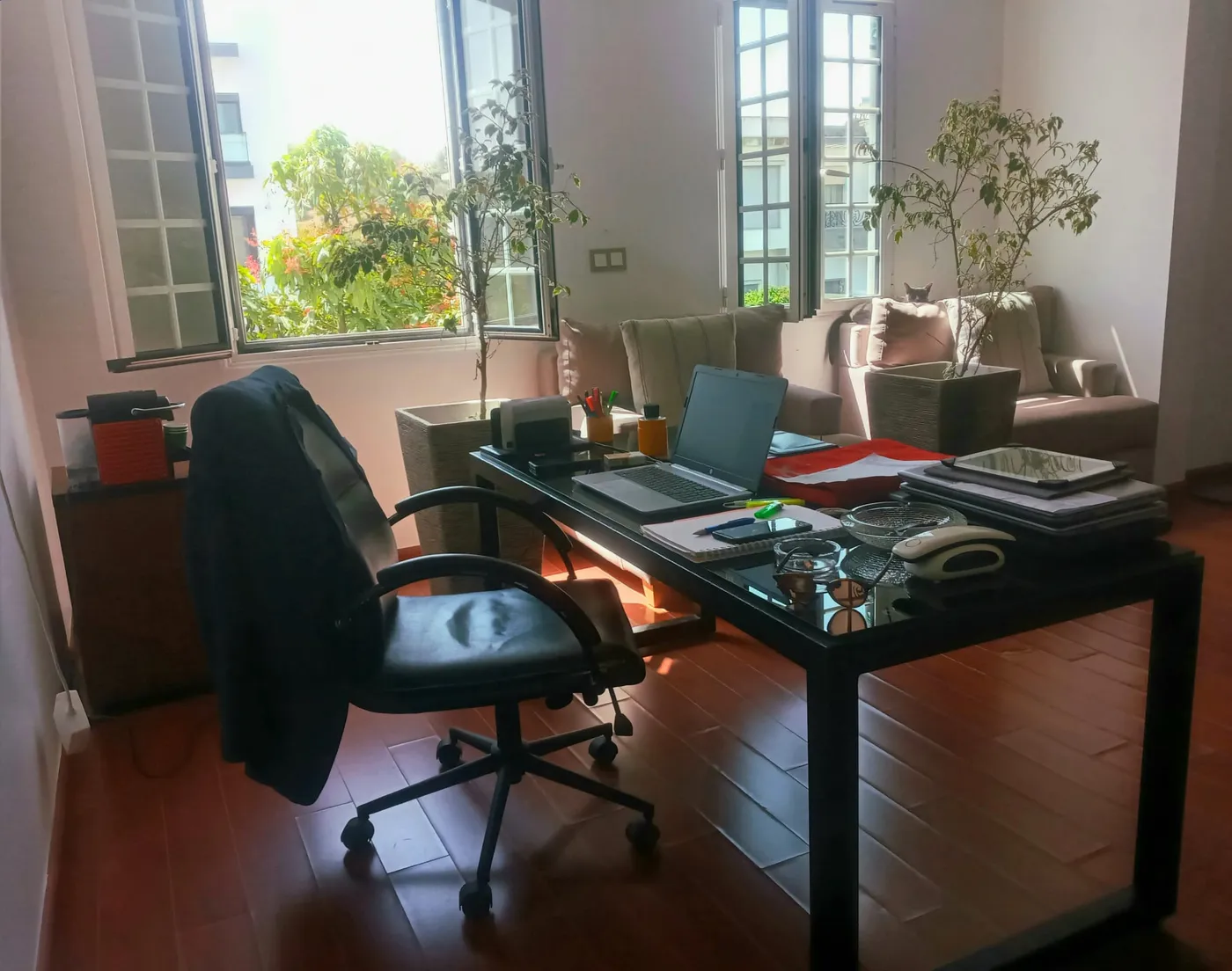 Bureau relais NATIS à Casablanca — espace de travail